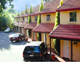 Elphin Villas Motel & Serviced Apartments - Local Tourism 0