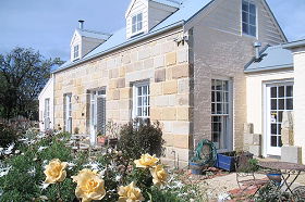 Mulberry Cottage Unique B&B And Grannie Rhodes Cultural Heritage Shows - Australia Shopping 0