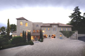 Howden TAS Accommodation Australia