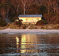 Harpers on the Beach - Accommodation Australia
