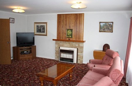 Mayfair Motel On Cavell - Local Tourism 2