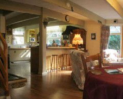 Hide-Away Cottage Retreat - Accommodation Australia 3