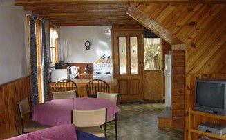Crayfish Creek Van And Cabin Park And Spa House - Local Tourism 4