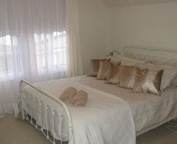 Iron Pot Cottage - Local Tourism 5
