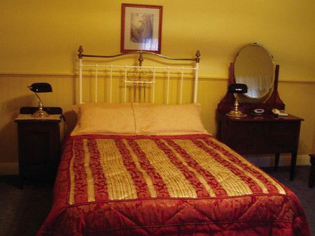 Glen Osborne House - Accommodation Australia 5