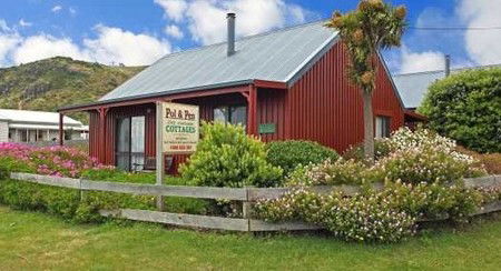 Pol And Pen Holiday Cottages - Accommodation Australia 1