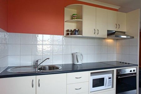 Pol And Pen Holiday Cottages - Accommodation Australia 4
