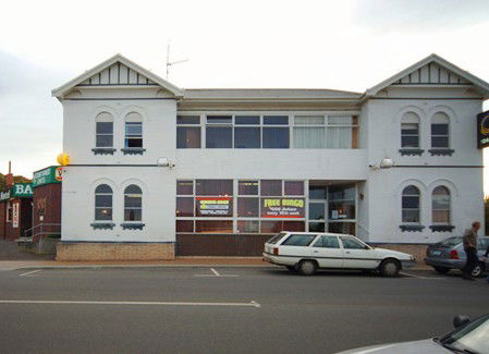 Somerset Hotel - Accommodation Australia 1