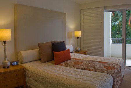 Mandalay Luxury Beachfront Apartments - Australia Shopping 3