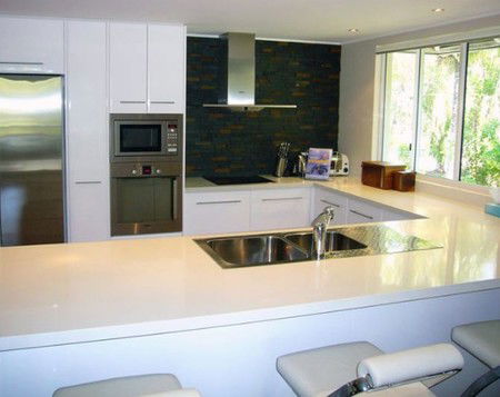 Mandalay Luxury Beachfront Apartments - Australia Shopping 5