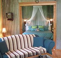 Crater Lakes Rainforest Cottages