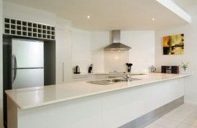 Cairns Beachfront Apartment - Local Tourism 1