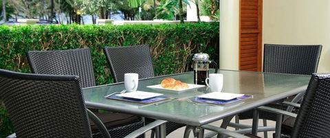Cairns Beachfront Apartment - Local Tourism 3