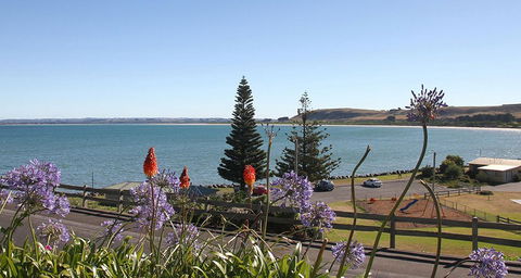 Captains Cottage - Accommodation Australia 5