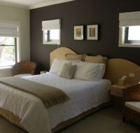 CeeSpray on Owen Bed and Breakfast - Local Tourism