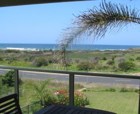 Beach Breakers - Accommodation Australia 0