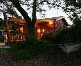Ballarat Cottages - Accommodation Australia 0