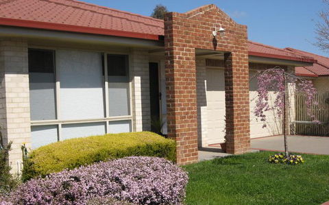 Tea Gardens Bed And Breakfast - Local Tourism 1