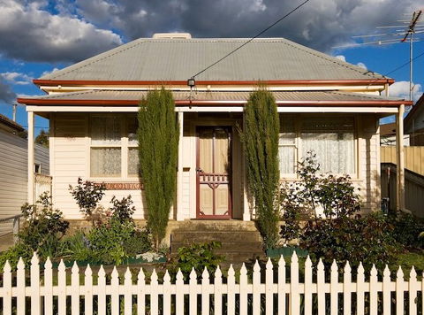 Peel Cottage - Ballarat Miners Cottages - Accommodation Australia 1