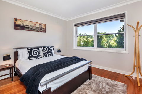 Lake Wendouree Luxury Apartments - Accommodation Australia 2