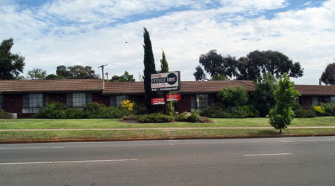 Bristol Hill Motor Inn & Peppas Licensed Restaurant - Australia Shopping 1