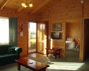Dowling View Cabins - Local Tourism 4