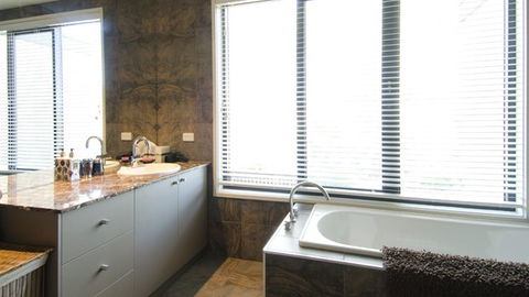 Coliban Springs - Local Tourism 0