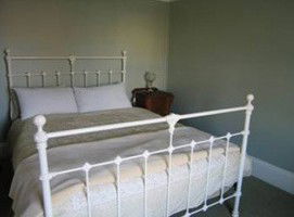 Lauriston Cottage - Accommodation Australia 3