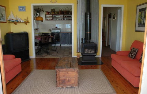 A Lake House At Burrill Lake - Accommodation Australia 1