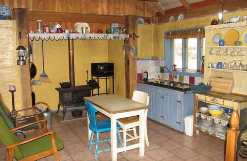 Bakers Flat Cottages - Local Tourism 1