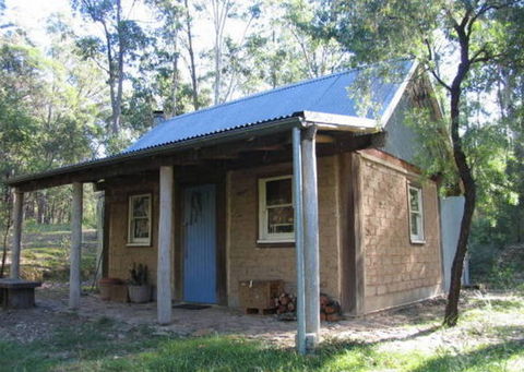 Bakers Flat Cottages - Local Tourism 2