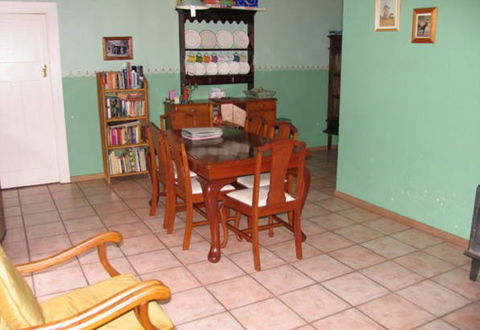 Bakers Flat Cottages - Local Tourism 4