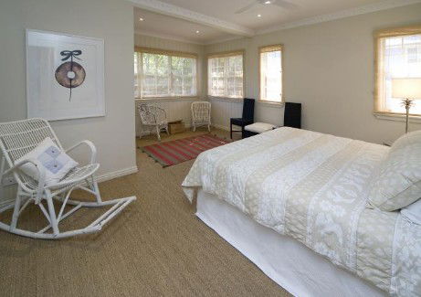 Absolute Waterfront At Hyams Beach - Elandra - Local Tourism 3