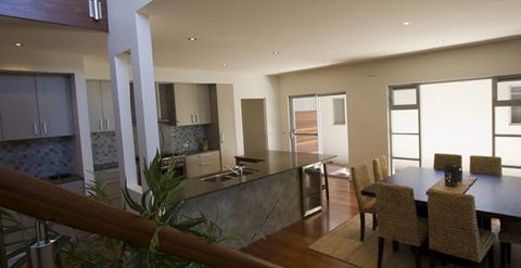 Lochani At The Beach - Accommodation Australia 1