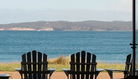 Lochani At The Beach - Accommodation Australia 4