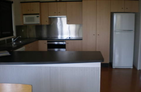 A Blue Point House Jervis Bay - Local Tourism 1