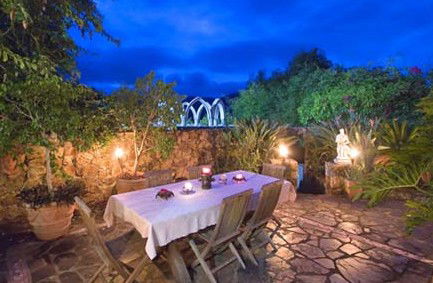 Castle On The Hill Bed And Breakfast - Local Tourism 2