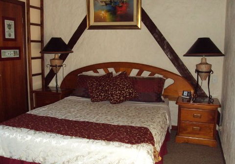 Castle On The Hill Bed And Breakfast - Local Tourism 5