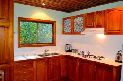 A Waterfall Hideout-Rainforest Cabin For Couples - Local Tourism 2