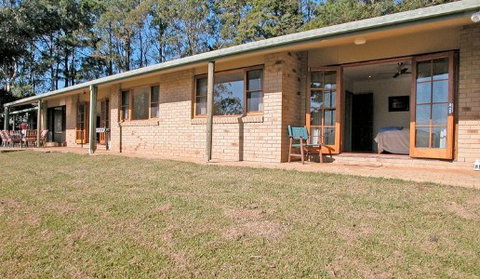 Barefoot Oasis Bangalow - Local Tourism 4