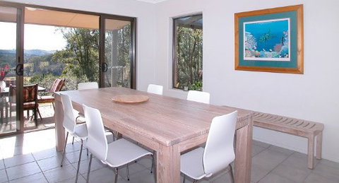 Barefoot Oasis Bangalow - Local Tourism 5