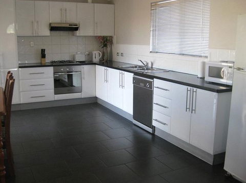 Silver City Cottages - Accommodation Australia 0