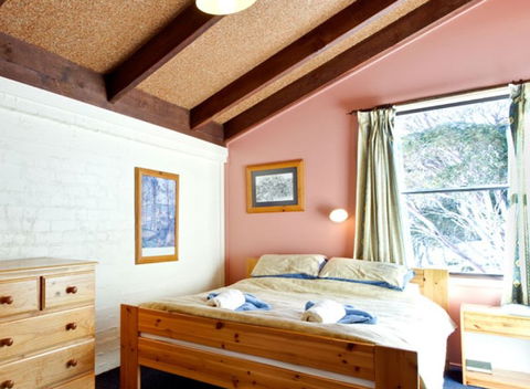 Snowbird Ski Lodge - Local Tourism 0