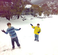 Snowbound Chalets - Accommodation Australia