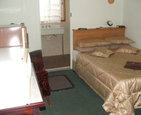 Chatham Motel - Local Tourism 1