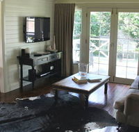 Book Barn Cottage - Accommodation Australia