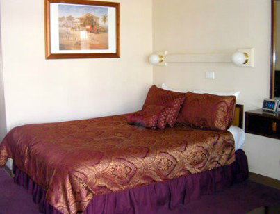 Albury Commodore Motor Inn - Australia Shopping 5