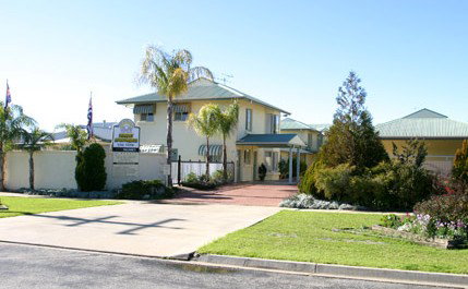 Barham Golden Rivers Holiday Apartments - Accommodation Australia 1