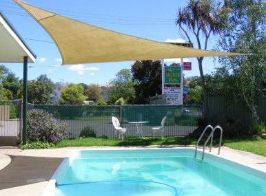 Bradman Motor Inn - Accommodation Australia 3
