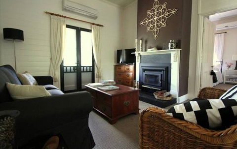 Annie's Folly Boutique Accommodation - Accommodation Australia 2
